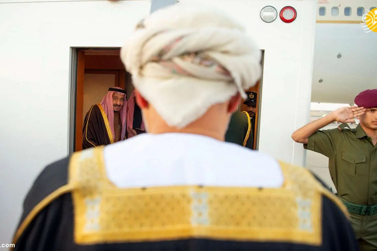 (تصاویر) دیدار ملک سلمان با پادشاه جدید عمان