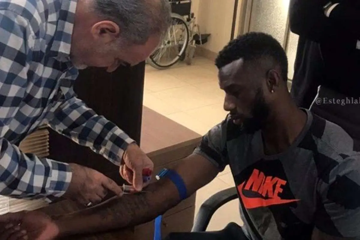 تست‌های ایبینی منفی بود، وینگر استرالیایی استقلالی نشد