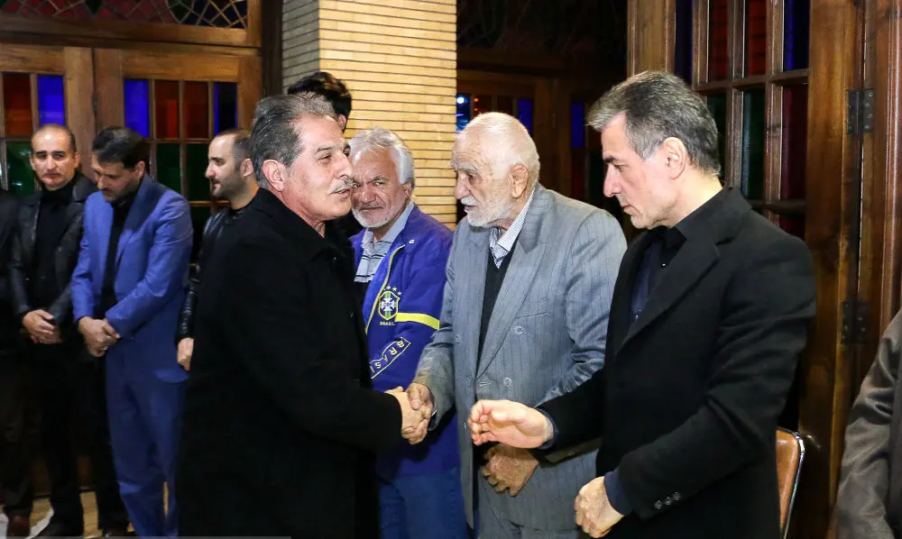 (تصاویر) چهره‌ها در مراسم ترحیم نادر باقری پیشکسوت پرسپولیس
