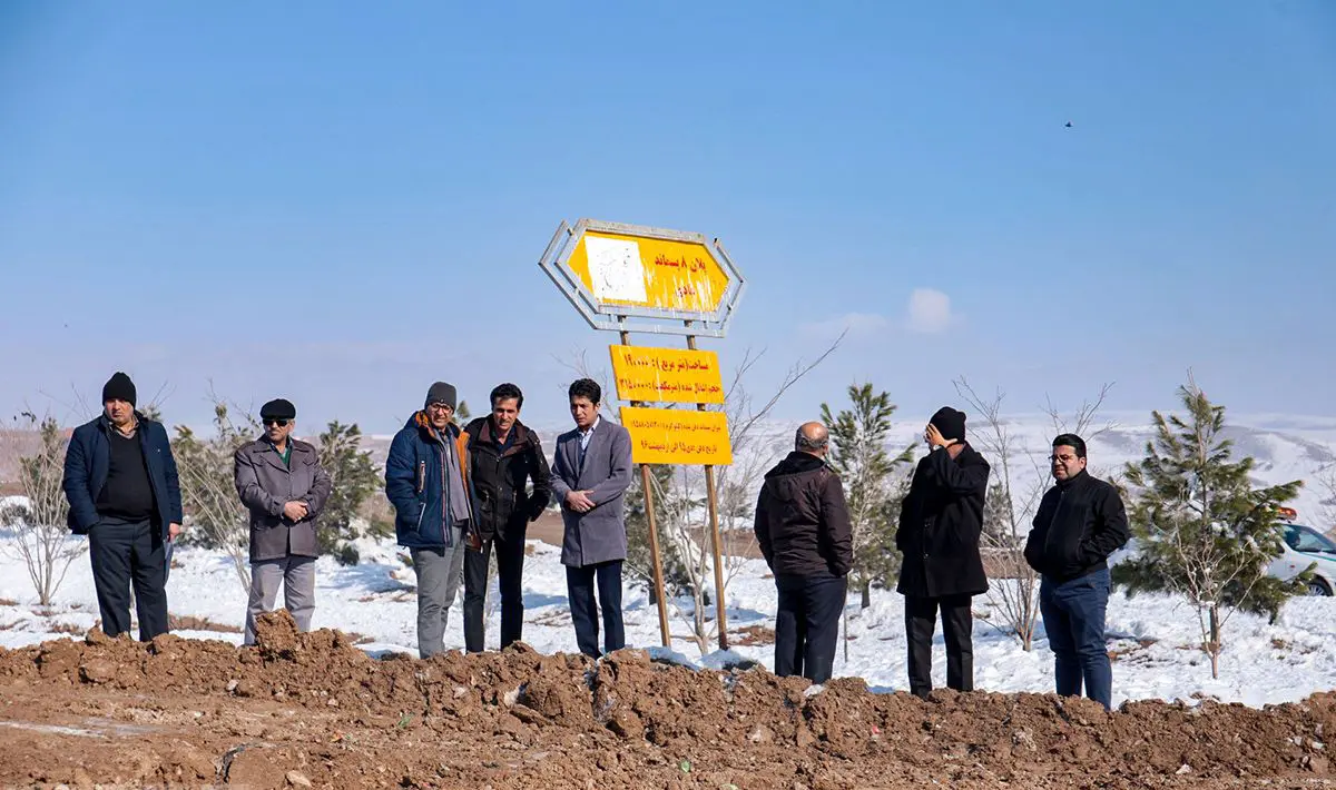 (تصاویر) نابودی ۴۰ تن کالای قاچاق در مشهد