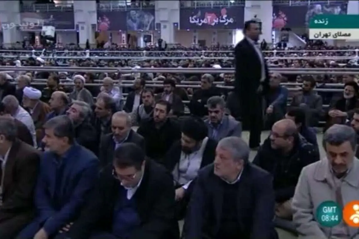 (تصویر) احمدینژاد در صف اول نماز جمعه امروز تهران