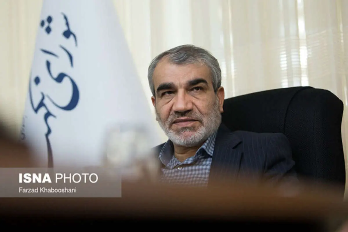 کدخدایی: هیچ کس با فشار تایید صلاحیت نشده است