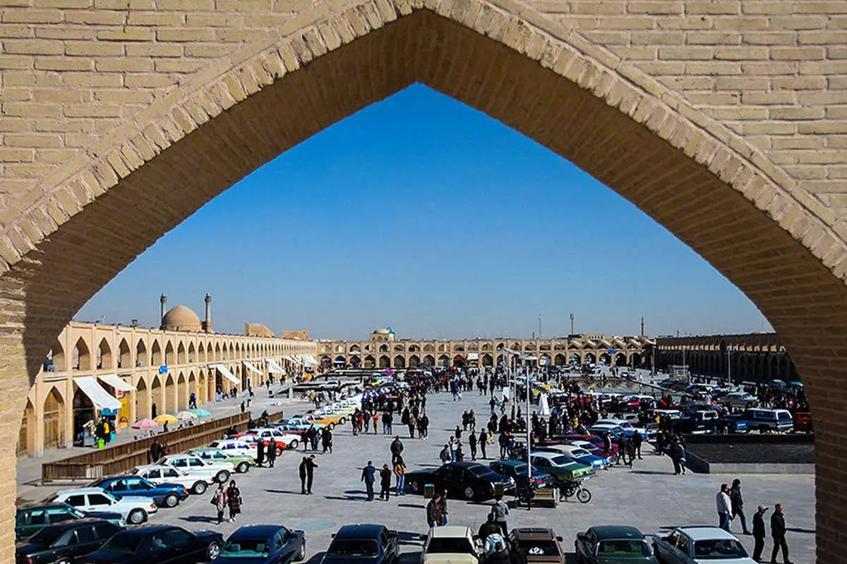 (تصاویر) خودروهای تاریخی در اصفهان