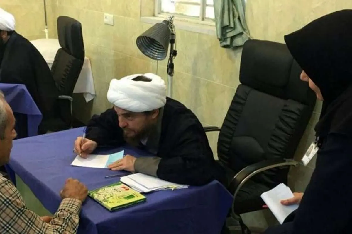 افکار روحانی کتاب سوز: از تکفیر ابن سینا تا درمان کما با روغن کنجد!