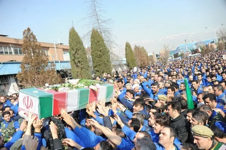 ایران خودرو معراج شهید گمنام