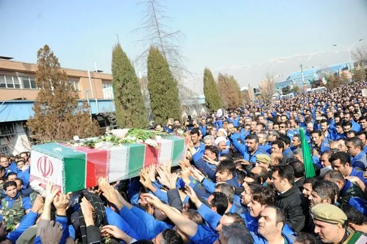 ایران خودرو معراج شهید گمنام