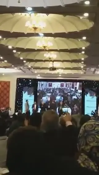 (ویدئو) حرف‌های تند حامد بهداد: اسم مزخرفِ سلبریتی را از ما بردارید