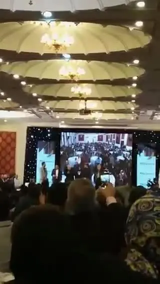 (ویدئو) حرف‌های تند حامد بهداد: اسم مزخرفِ سلبریتی را از ما بردارید