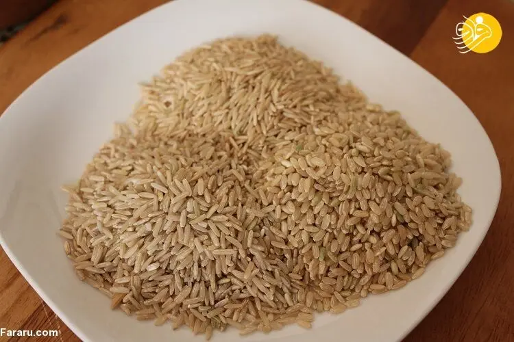 همه چیز درباره برنج قهوه‌ای؛ از نحوه پخت تا خواص فوق العاده برای لاغری
