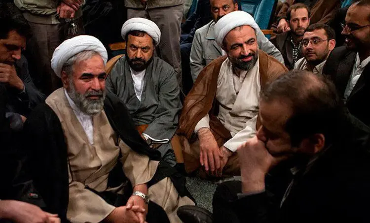"انشقاق" در جناح راست؛ احتمال اخراج اعضای جبهه پایداری از لیست اصول‌گرایان