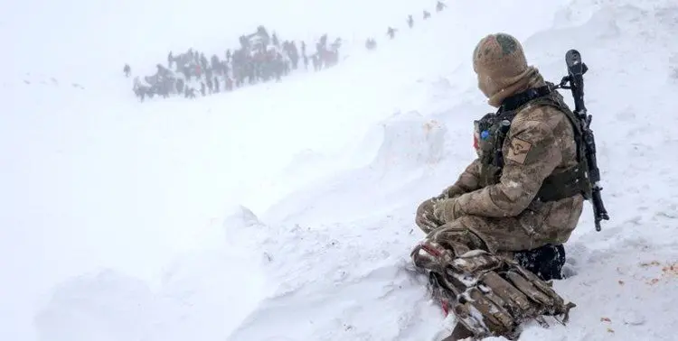 (تصاویر) افزایش کشته‌های سقوط بهمن در ترکیه به ۳۳ نفر