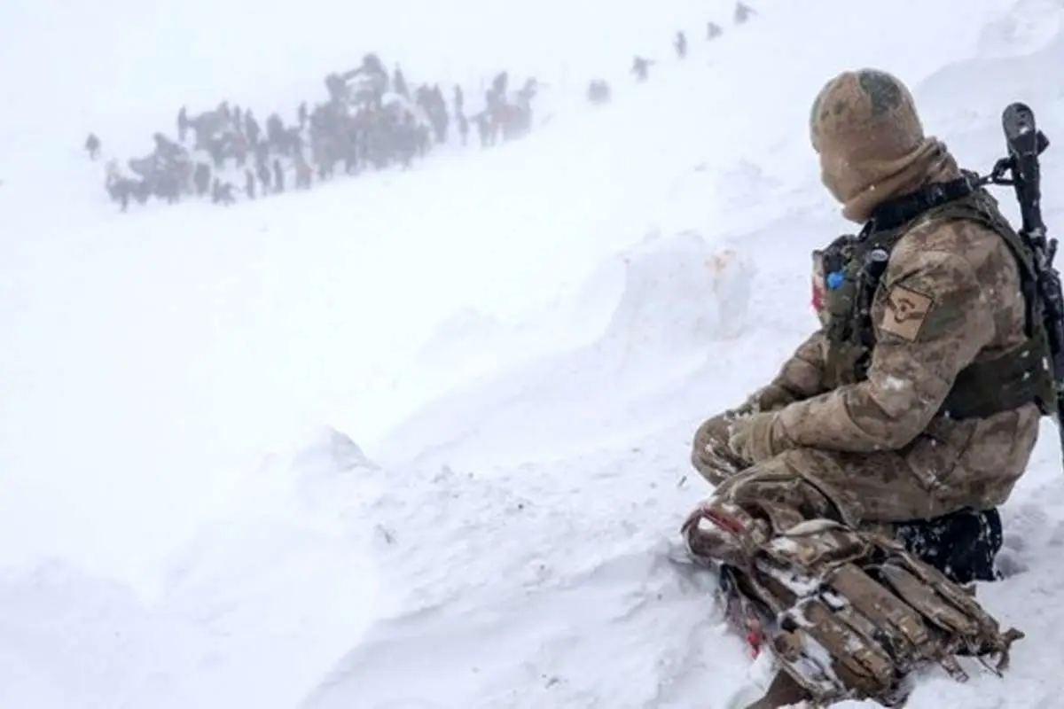 (تصاویر) افزایش کشته‌های سقوط بهمن در ترکیه به ۳۳ نفر