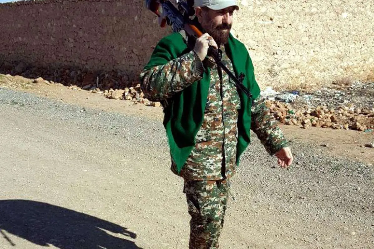(عکس) نماینده مجلسی که مدافع حرم شد