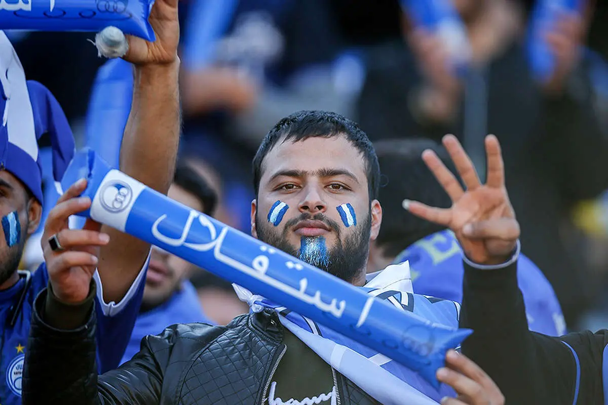 (تصاویر) جدال پرسپولیس واستقلال در دربی۹۱