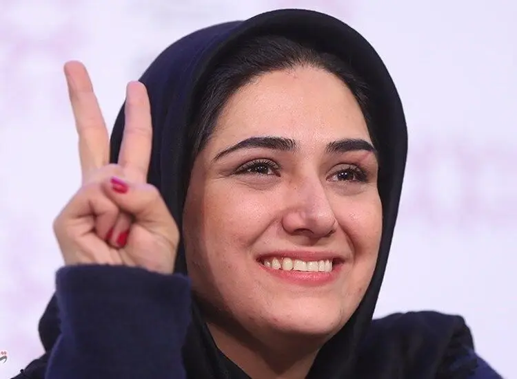 (عکس) پاسپورت آمریکایی باران کوثری جعلی یا واقعی؟