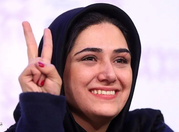 (عکس) پاسپورت آمریکایی باران کوثری جعلی یا واقعی؟