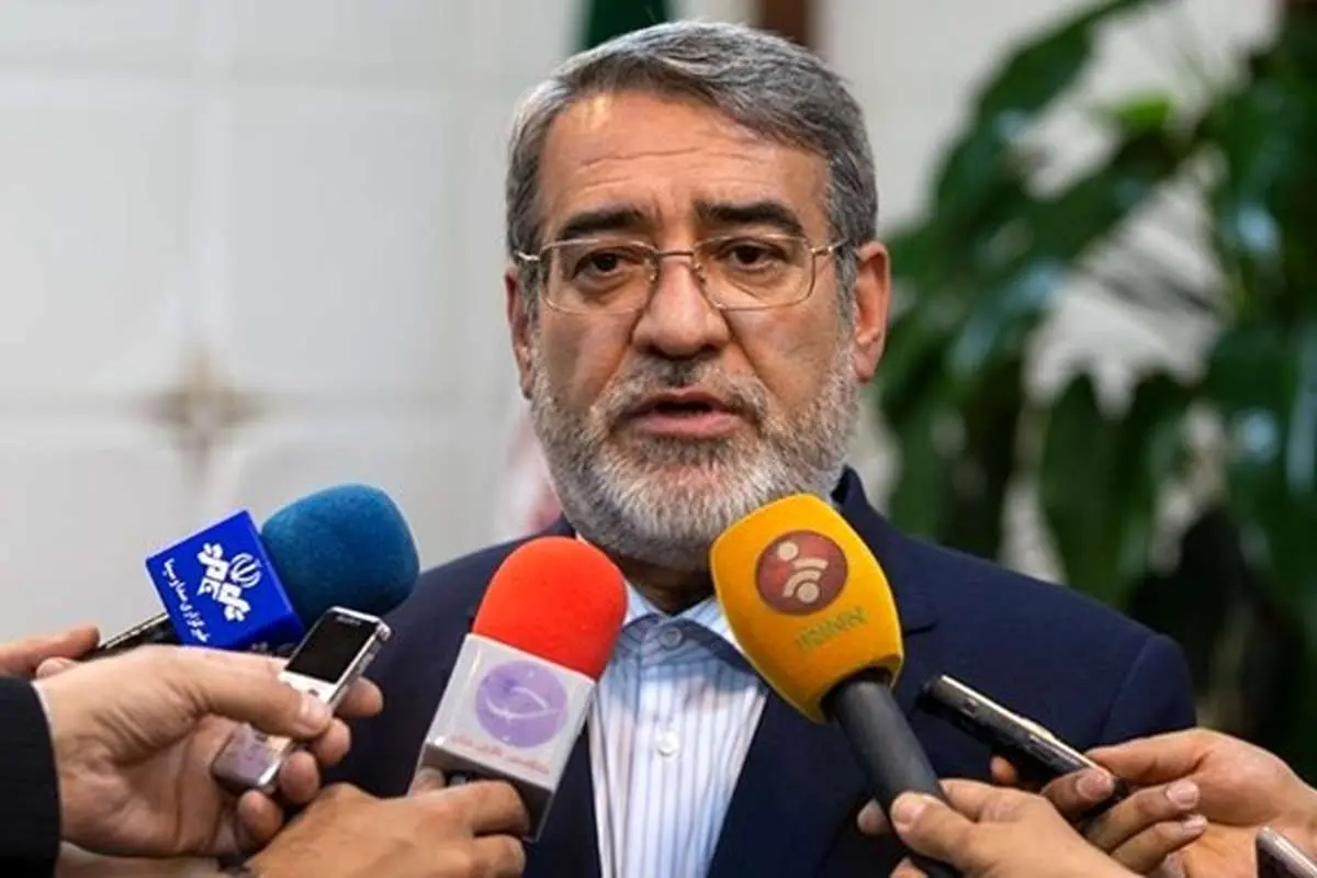 وزیر کشور: عوامل کیکهای آلوده دستگیر شدند