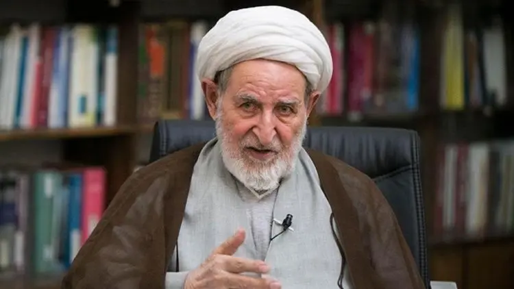 آیت‌الله یزدی: پول، زن و مقام ابزار دشمن برای تخریب است