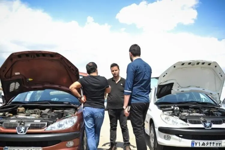 قیمت روز خودرو‌های سایپا و ایران خودرو شنبه ۵ بهمن؛ پژو ۲۰۶ به ۱۲۰ میلیون تومان رسید