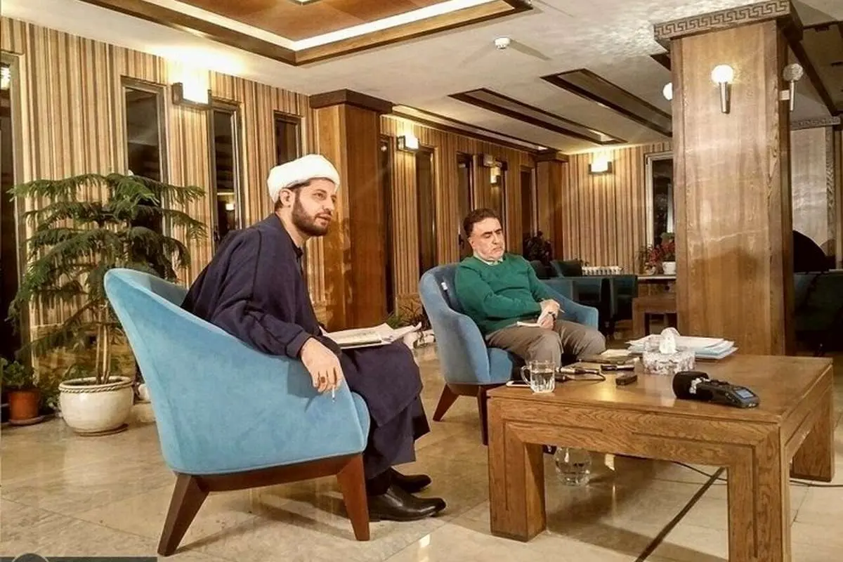(ویدئو) صحنه جنجالی از خرما خوردن در مناظره تاجزاده و جلیل محبی