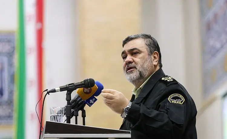 سردار اشتری: با کشف حجاب در خودرو برخورد می‌شود