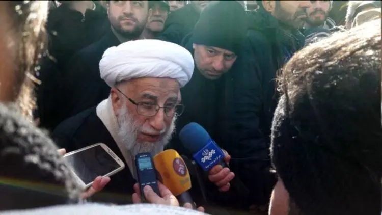 (تصویر) آیت الله جنتی در راهپیمایی ۲۲ بهمن