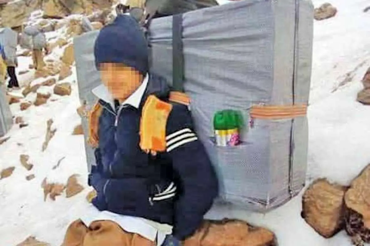 زنگ کولبری بعد از تعطیلی مدرسه
