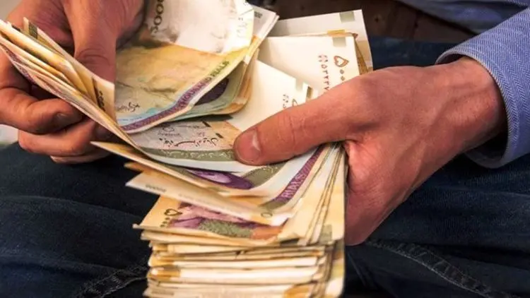 مقایسه عیدی آخر سال کارمندان، کارگران و بازنشسته‌ها
