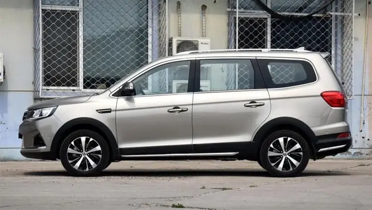 شاسی بلند ۷ نفره «فردا SX6» چه مشخصاتی دارد و با چه قیمتی روانه بازار ایران می‌شود؟