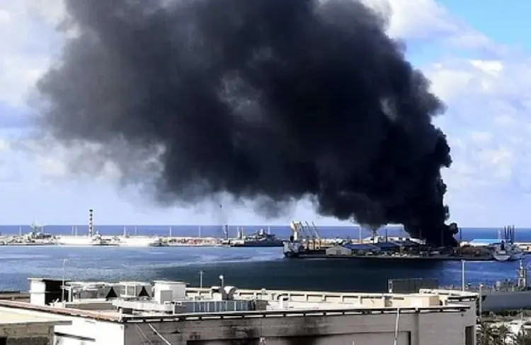 حمله به کشتی ترکیه‌ای حامل سلاح در بندر طرابلس