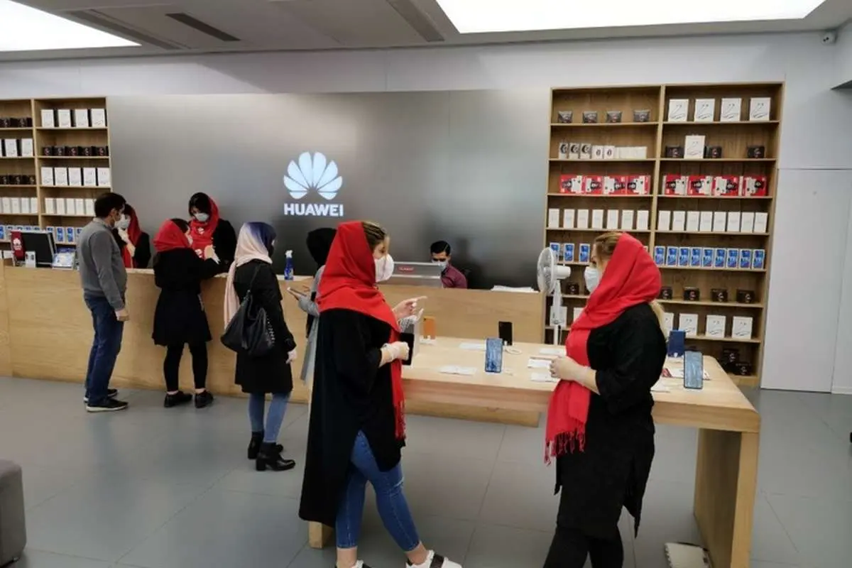 تمهیدات ویژه در فروشگاههای منتخب هوآوی برای مقابله با کرونا