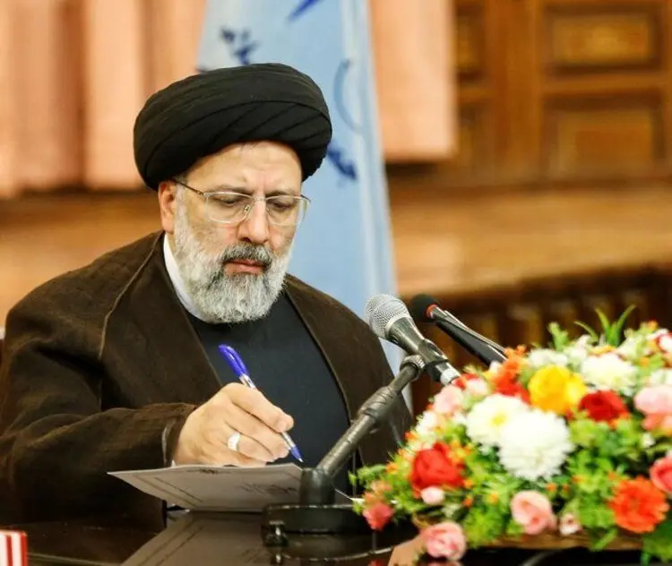 رییسی: به احتکار کنندگان بهداشتی و دارویی رحم نکنید
