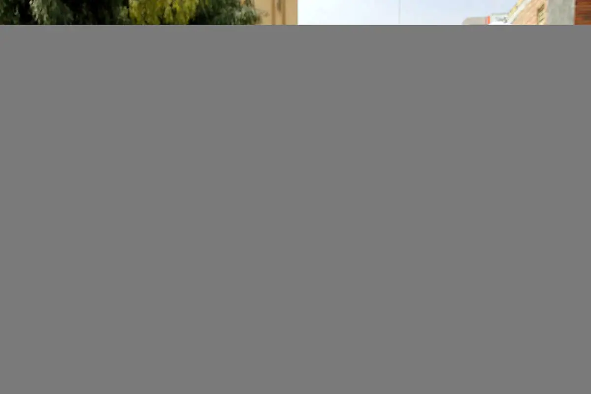 (تصاویر) عملیات راهاندازی بیمارستان سیار در قم