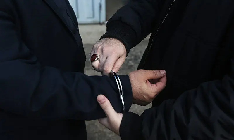 (تصاویر) احتکار اقلام پزشکی در مدرسه!
