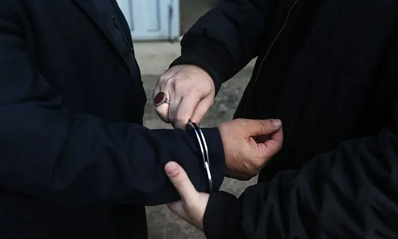 (تصاویر) احتکار اقلام پزشکی در مدرسه!