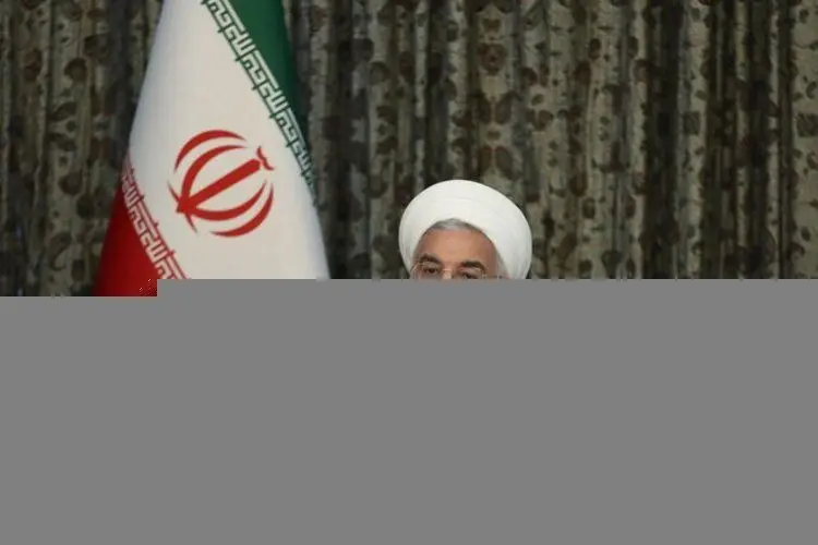 روحانی: کاسبان کرونا و دروغ‌پردازان جامعه را نگران می‌کنند