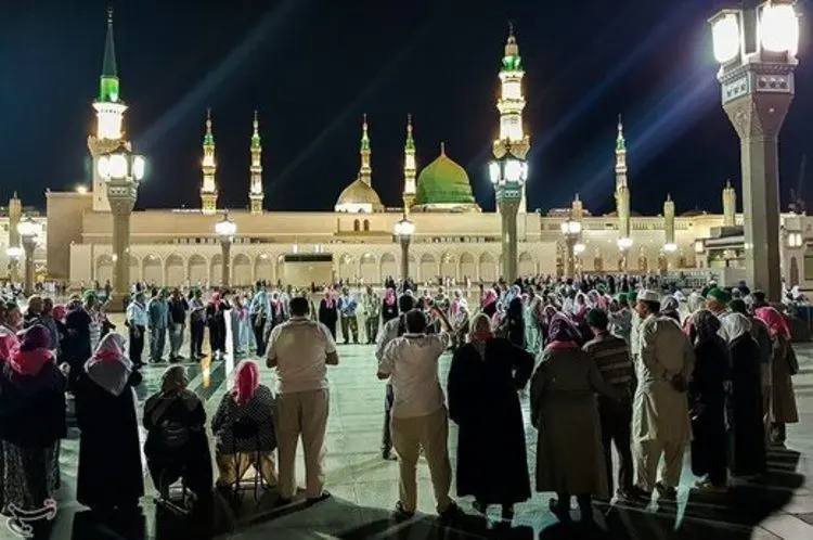 زیارت مسجدالنبی و حج عمره هم تعطیل شد