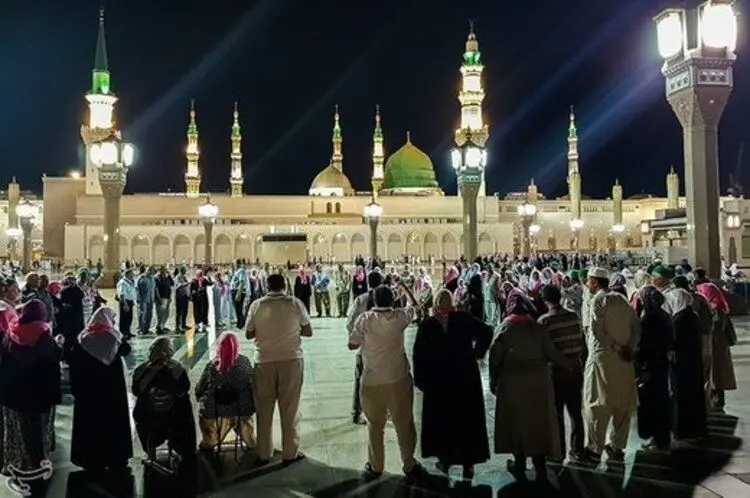 زیارت مسجدالنبی و حج عمره هم تعطیل شد