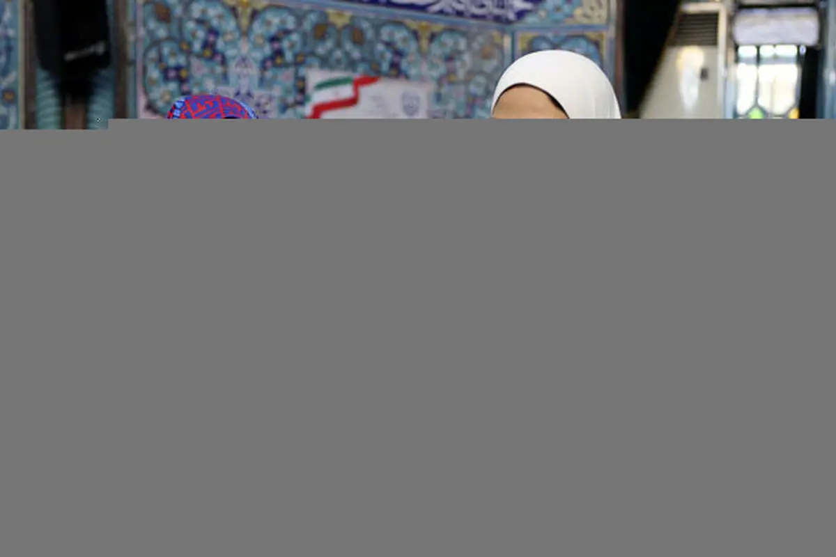 اصولگرایان اکثریت مطلق مجلس را کسب کردند