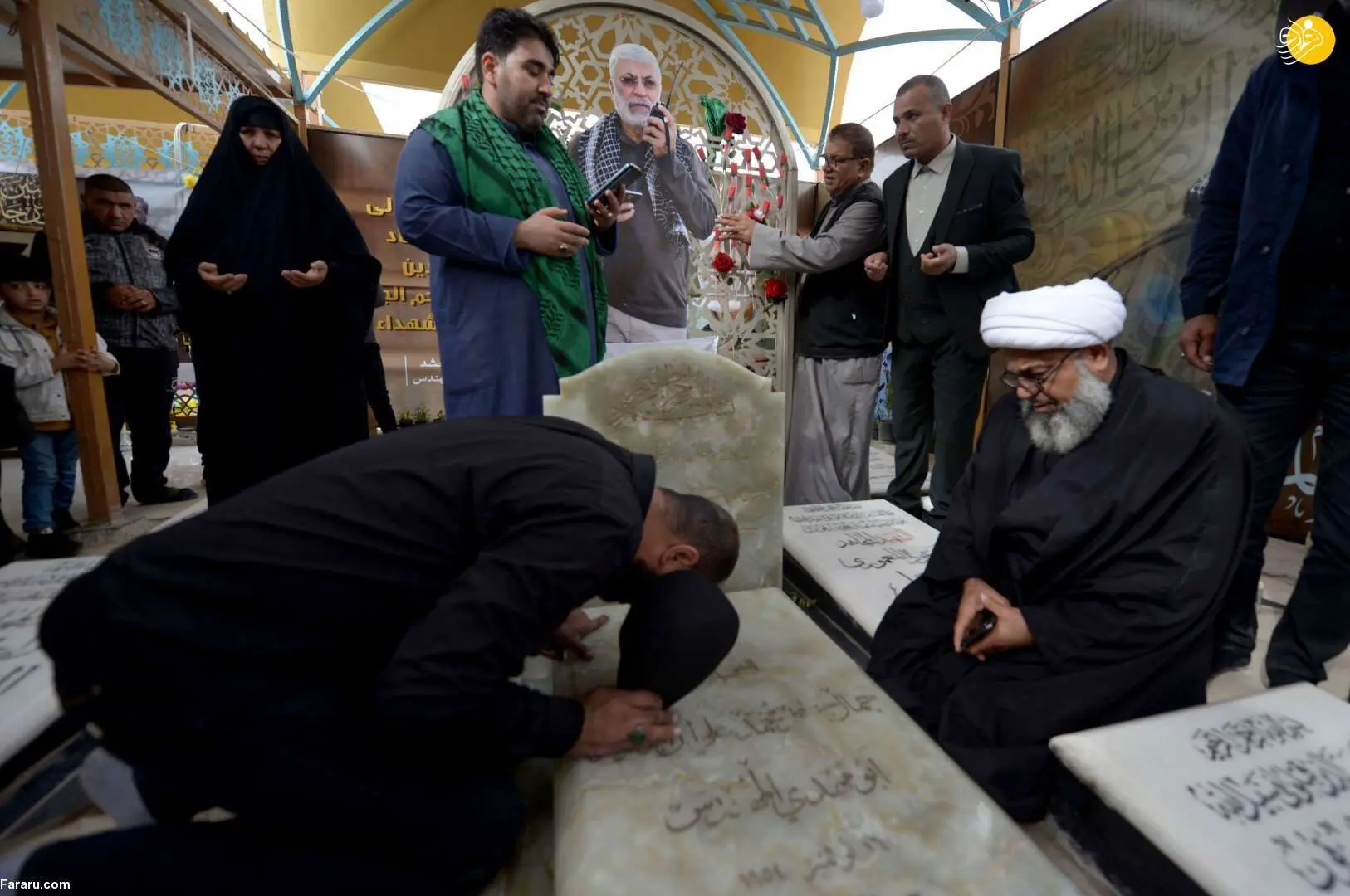 (تصاویر) قبر ابومهدی المهندس جاذبه جدید ضدآمریکایی