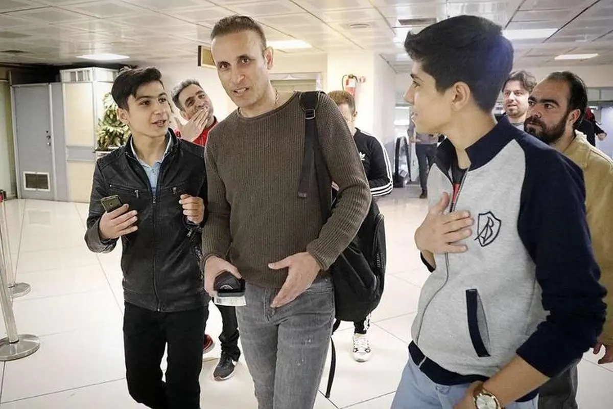گلمحمدی: از حاضر نشدن سپاهانیها تعجب میکنم
