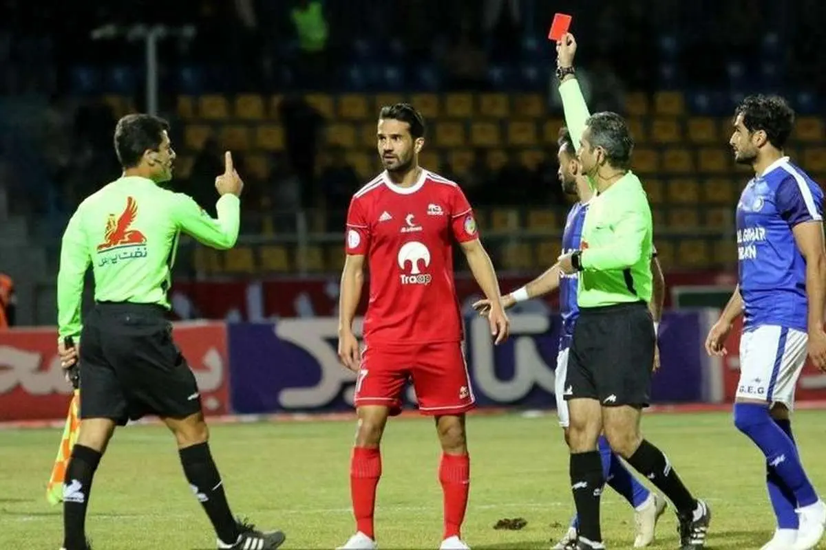 مسعود شجاعی سه جلسه محروم شد