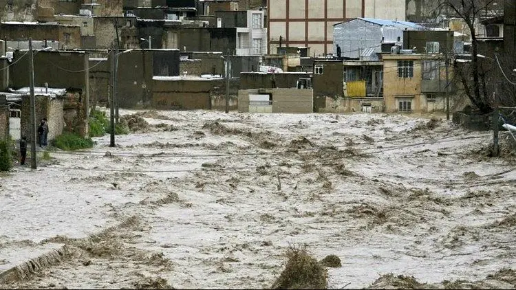 احتمال سیلاب در مناطقی از غرب و جنوب غرب