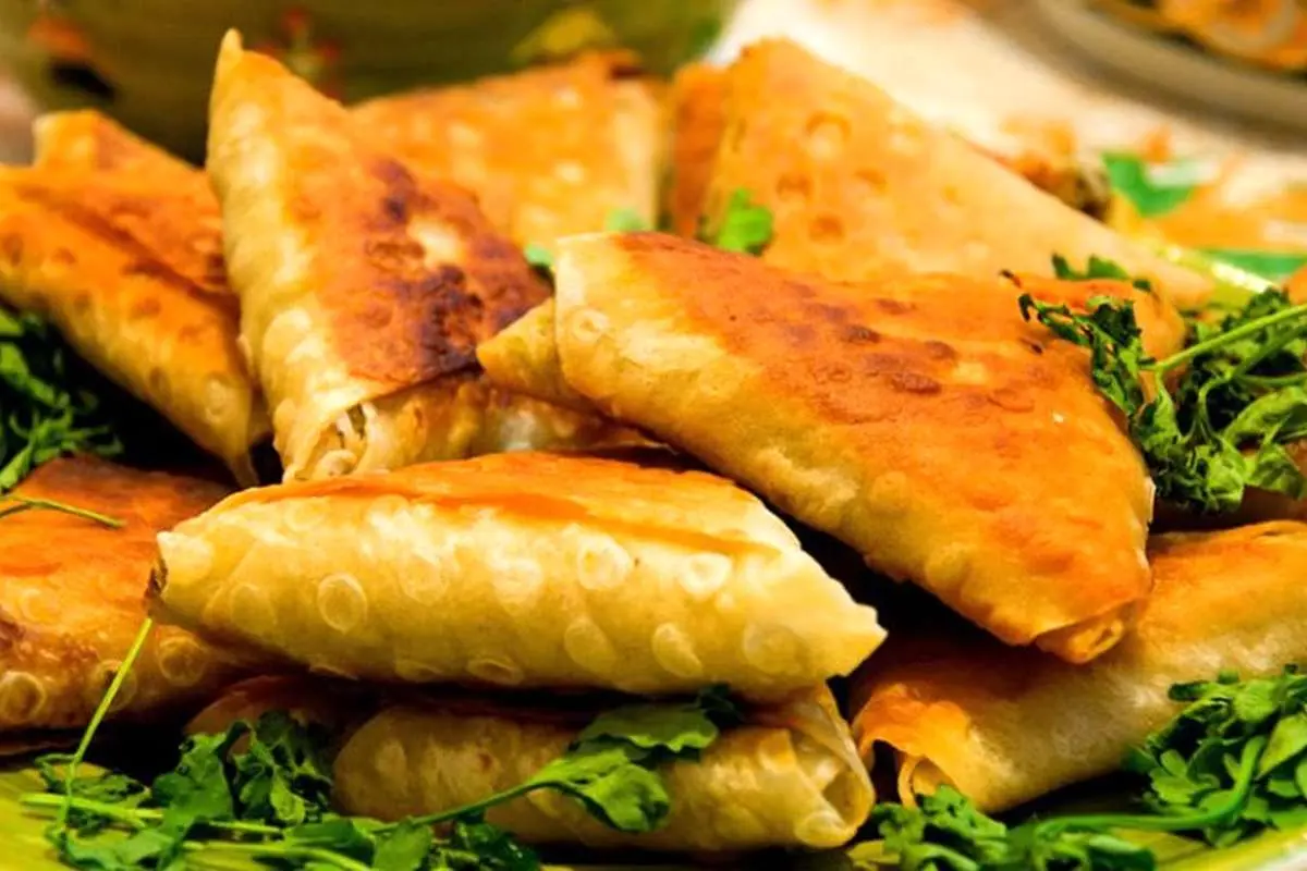 طرز تهیه سمبوسه گوشت خانگی به سبک مخصوص بندری‌ها