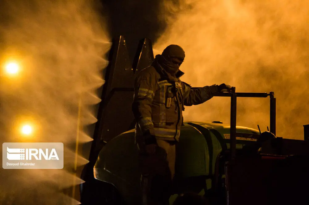 (تصاویر) جدیدترین دستگاه ضدعفونی شهری در تهران