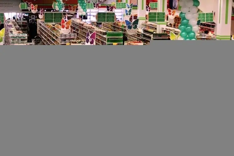 فروشگاه‌ها، نانوایی‌ها و قصابی‌ها تعطیل نمی‌شوند