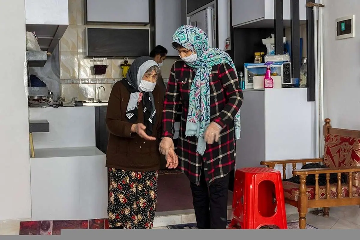 (تصاویر) بهبودی مسنترین فرد مبتلا به کرونا در ایران