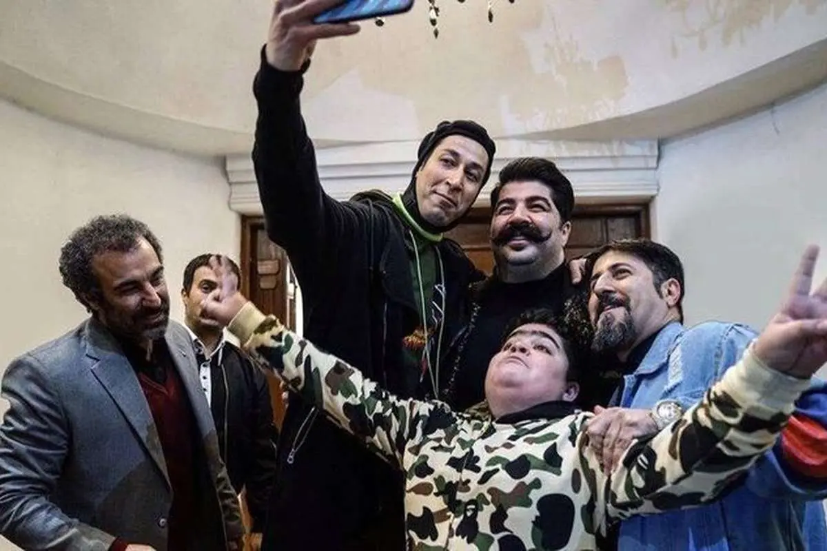 (عکس) سلفی بازیگران «پایتخت» با بهنام بانی