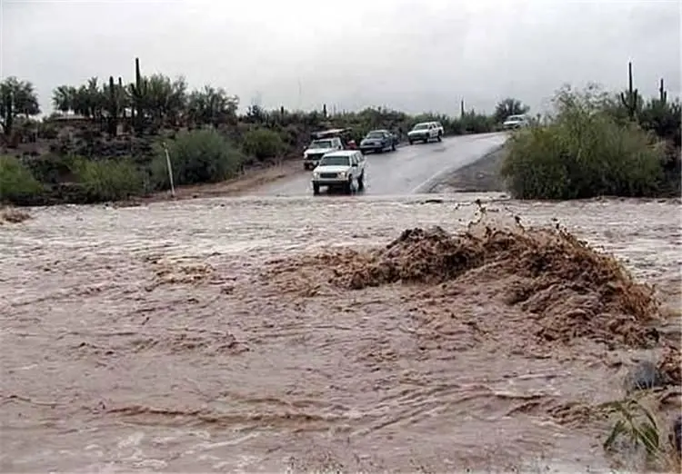 ۱۳۰ روستا، یک شهر و ۳ محور شریانی در محاصره سیل