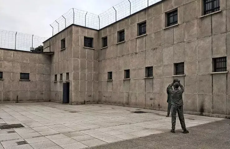 بزرگ‌ترین فرار سیاسی تاریخ ایران